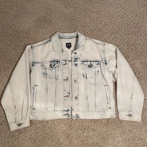 GAP denim jacket size M